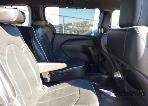 2020 Chrysler Pacifica Limited from USA, damaged, VIN 2C4RC1GG1LR166559